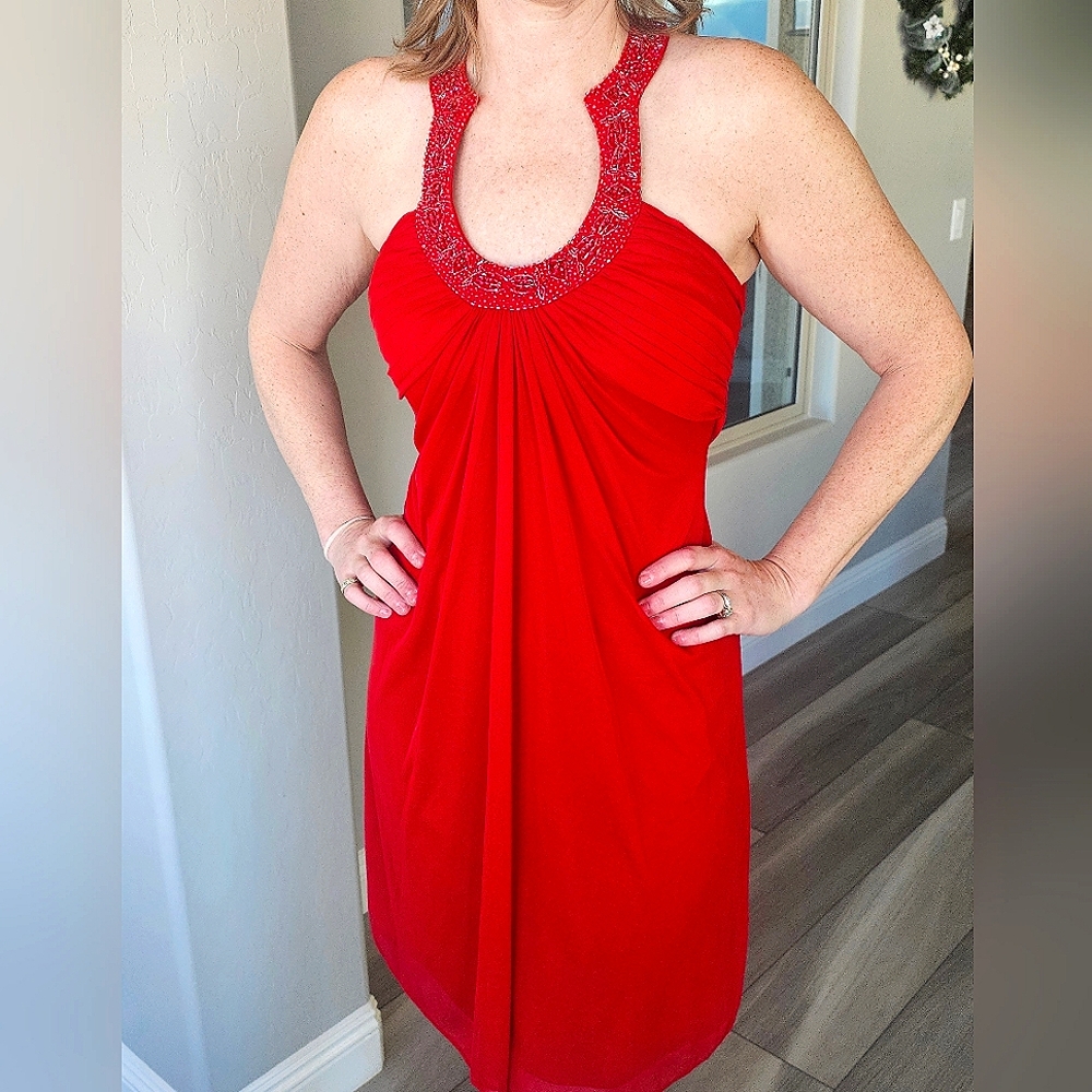 💃Xscape by Joanna Chen EUC Red Sz 4 Embellished Mini Dancing Dress ❤️